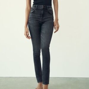 Zara High Rise Stretchy Skinny Jeans